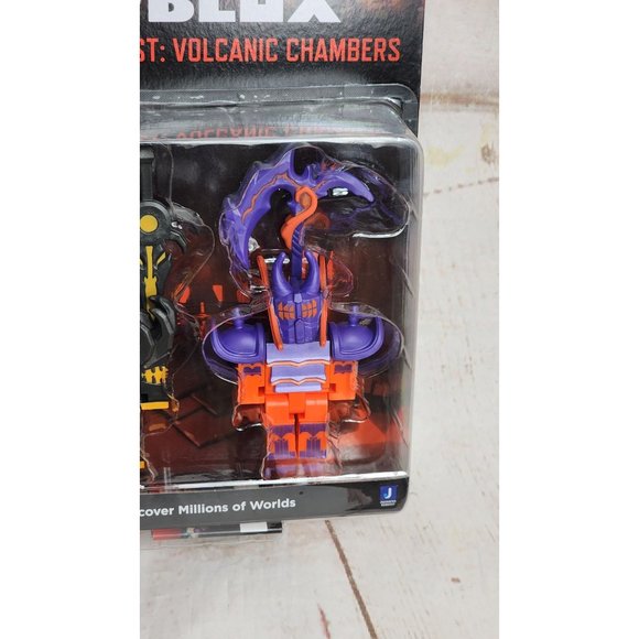 Roblox Dungeon Quest Volcanic Chambers 2 Figures & Accessories Set Exclusive - Picture 11 of 15